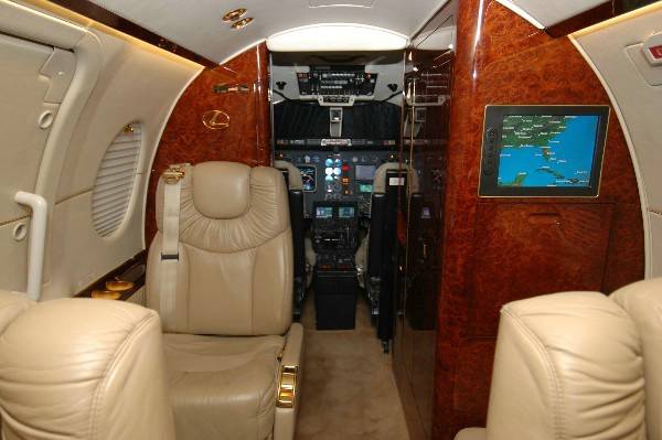 Hawker 400XP